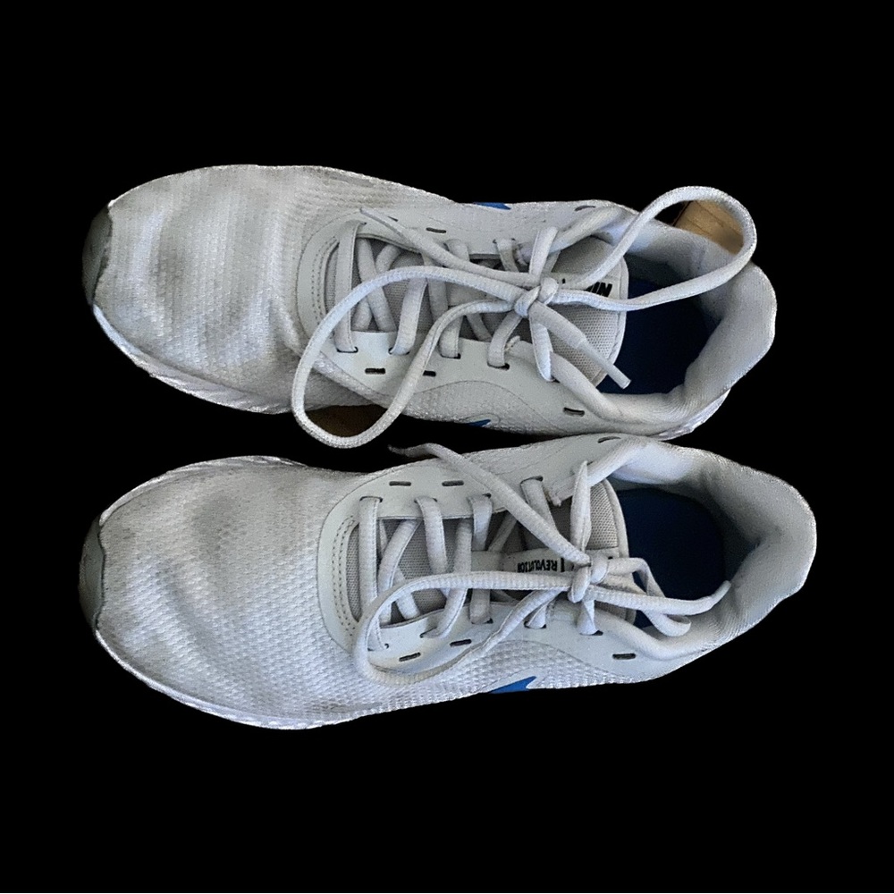 nikes shoes